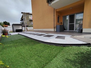 Quadrilocale in Vendita a Castelnuovo Magra, 285'000&euro;, 85 m², arredato