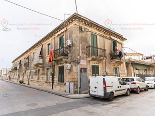 Bilocale in Affitto a Siracusa, zona Adda Gelone Timoleonte, 550&euro;, 70 m², arredato