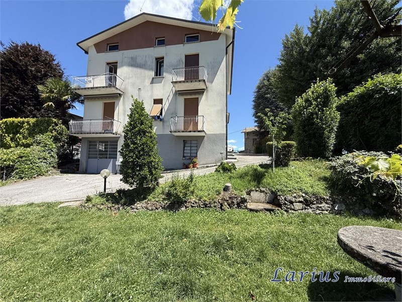 Trilocale in Vendita a Anzano del Parco, 135'000&euro;, 89 m²
