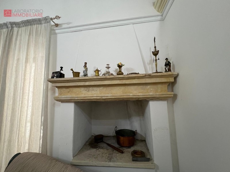 Trilocale in Vendita a Copertino, 150'000&euro;, 100 m², con Box
