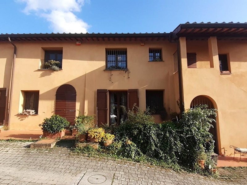 Quadrilocale in Vendita a San Giuliano Terme, 270'000&euro;, 120 m², con Box