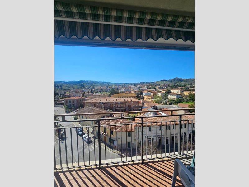 Appartamento in Vendita a Casciana Terme Lari, zona Casciana Terme, 129'000&euro;, 105 m², arredato, con Box