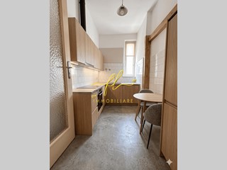 Trilocale in Vendita a Cecina, 80'000&euro;, 59 m²