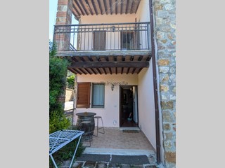 Trilocale in Vendita a Manciano, zona Poggio Murella, 70'000&euro;, 55 m², arredato