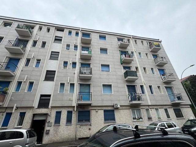 Bilocale in Vendita a Cesano Boscone, 62'400&euro;, 50 m²