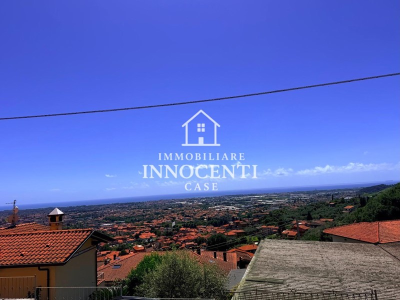 Bilocale in Vendita a Massa, zona Lavacchio, 75'000&euro;, 50 m², arredato