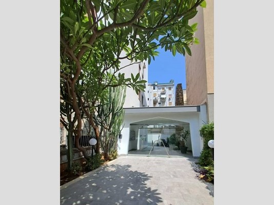 Trilocale in Affitto a Palermo, 800&euro;, 80 m²