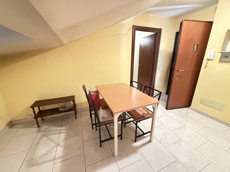 Bilocale in Vendita a Milano, 130'000&euro;, 40 m²