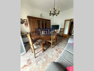 Quadrilocale in Vendita a Ascoli Piceno, 150'000&euro;, 120 m²