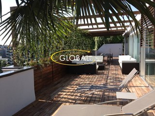 Appartamento in Vendita a Ancona, 590'000&euro;, 230 m²