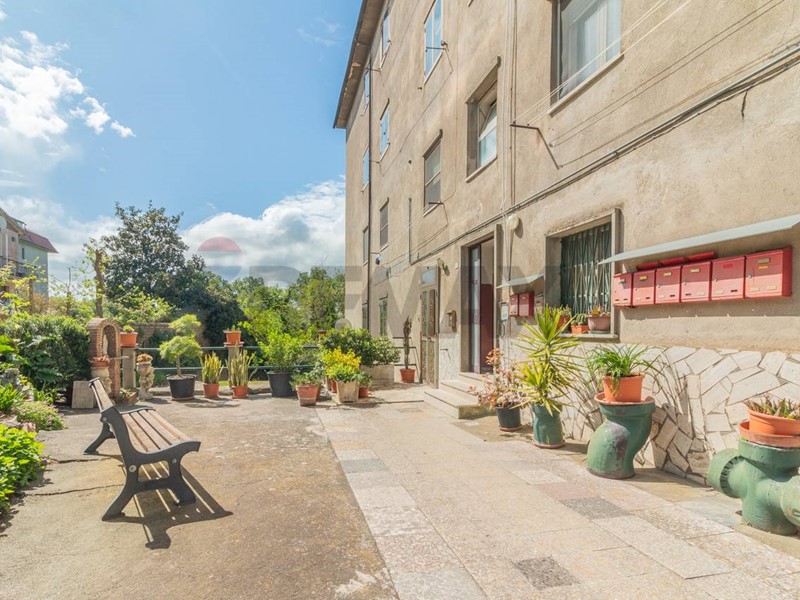 Appartamento in Vendita a Ischia di Castro, 75'000&euro;, 139 m²