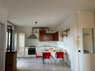 Trilocale in Affitto a Bergamo, 800&euro;, 73 m²