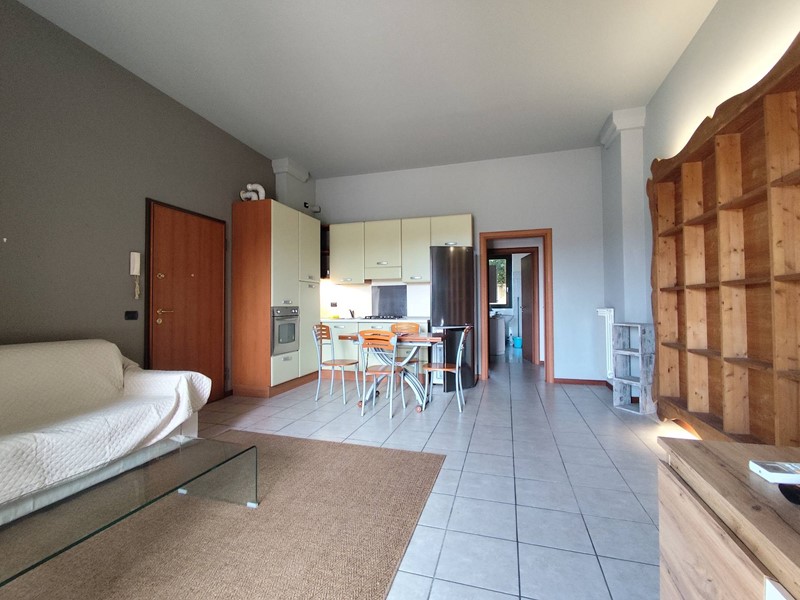 Bilocale in Affitto a Iseo, 800&euro;, 65 m²