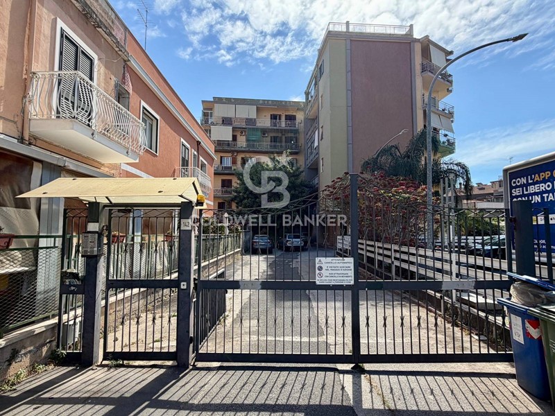 Appartamento in Vendita a Siracusa, 174'000&euro;, 166 m²
