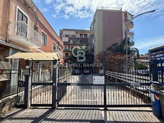 Appartamento in Vendita a Siracusa, 174'000&euro;, 166 m²