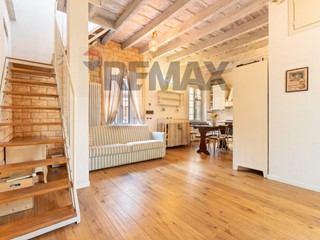 Trilocale in Vendita a Monza, 230'000&euro;, 94 m²