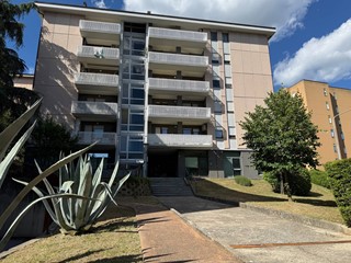 Bilocale in Vendita a Perugia, 97'000&euro;, 75 m²