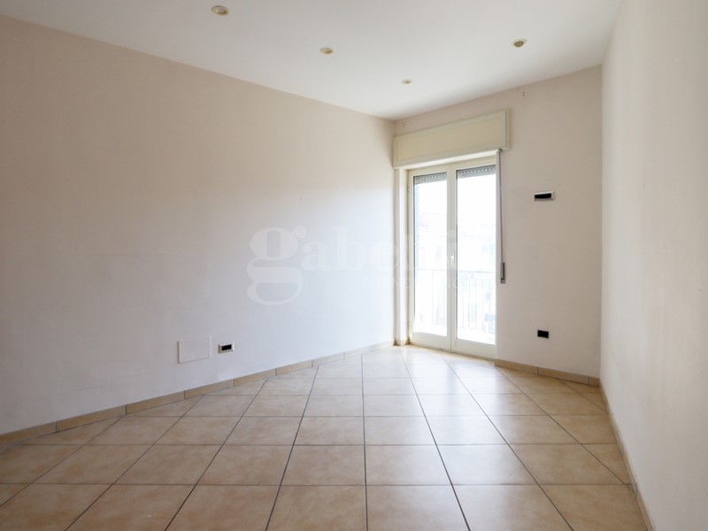 Trilocale in Vendita a Napoli, 255'000&euro;, 90 m²