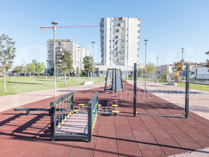 Quadrilocale in Vendita a Pomezia, 375'000&euro;, 94 m²