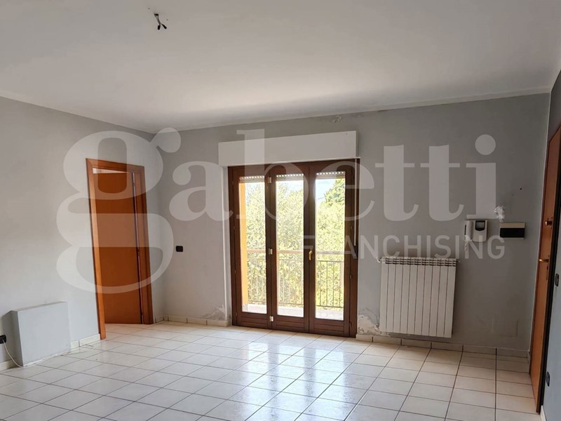 Trilocale in Vendita a Pozzilli, 110'000&euro;, 123 m²