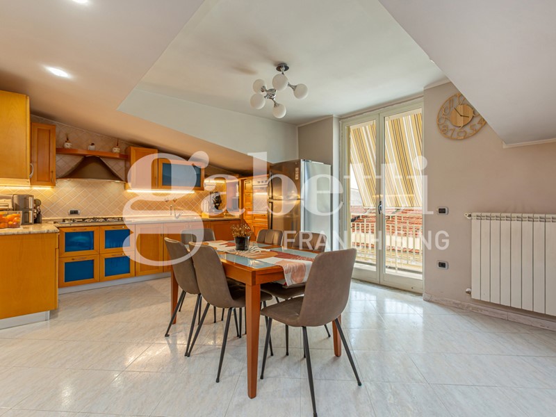 Attico in Vendita a Frattamaggiore, 168'000&euro;, 75 m²