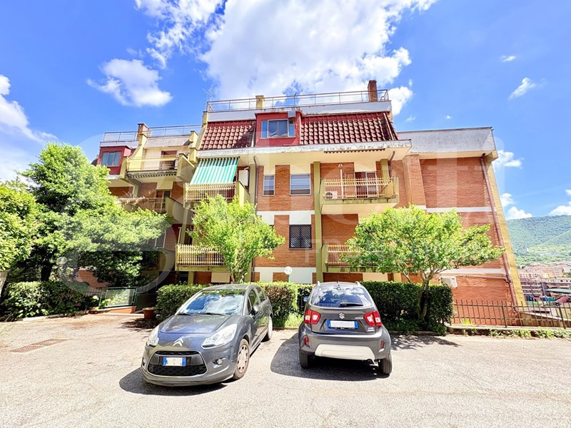 Attico in Vendita a Colleferro, 299'000&euro;, 230 m²