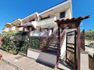Trilocale in Vendita a Marino, 255'000&euro;, 95 m², arredato