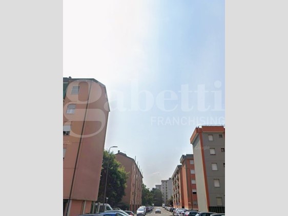 Bilocale in Vendita a Milano, 235'000&euro;, 77 m²