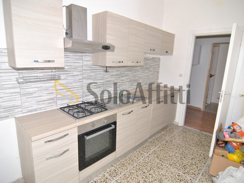 Appartamento in Affitto a Livorno, zona Centro, 800&euro;, 100 m²