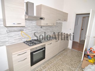 Appartamento in Affitto a Livorno, zona Centro, 800&euro;, 100 m²