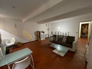 Appartamento in Affitto a Modena, 900&euro;, 130 m²