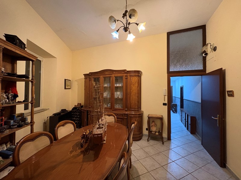 Appartamento in Vendita a Monterotondo, 160'000&euro;, 90 m², arredato