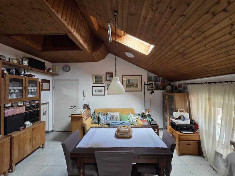 Bilocale in Vendita a Cinisello Balsamo, zona Cinisello, 80'000&euro;, 63 m²