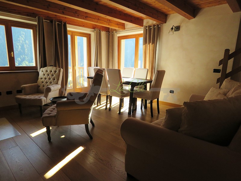 Trilocale in Affitto a Prè Saint Didier, zona Verrand, 2'350&euro;, 97 m², arredato, con Box