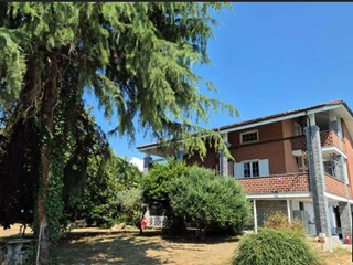 Appartamento in Vendita a Bosconero, 160'031&euro;, 300 m²