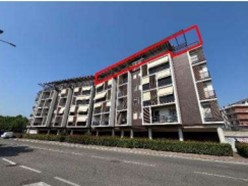 Attico in Vendita a Moncalieri, 272'812&euro;, 293 m²