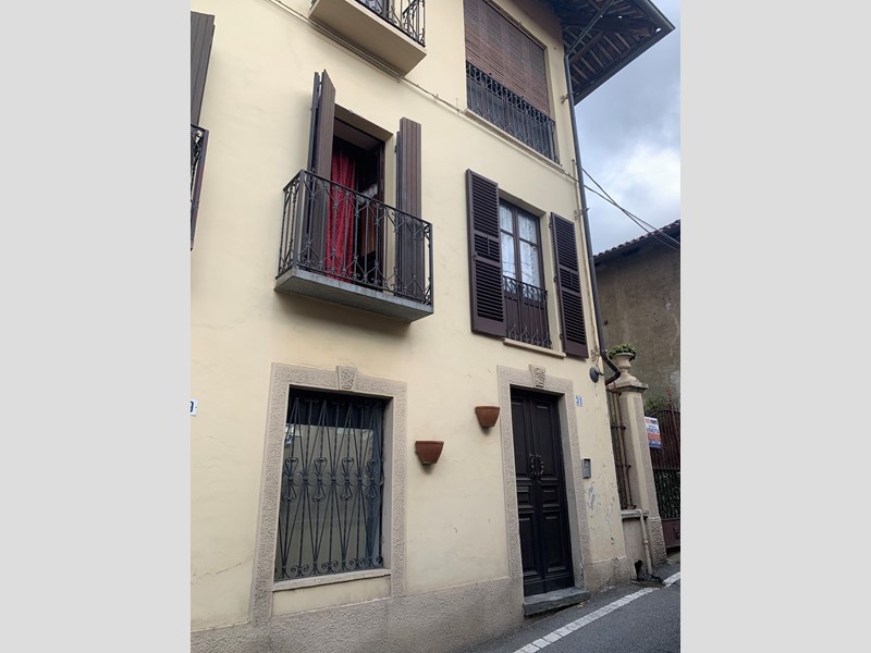 Appartamento in Vendita a Caselette, 112'500&euro;, 216 m²