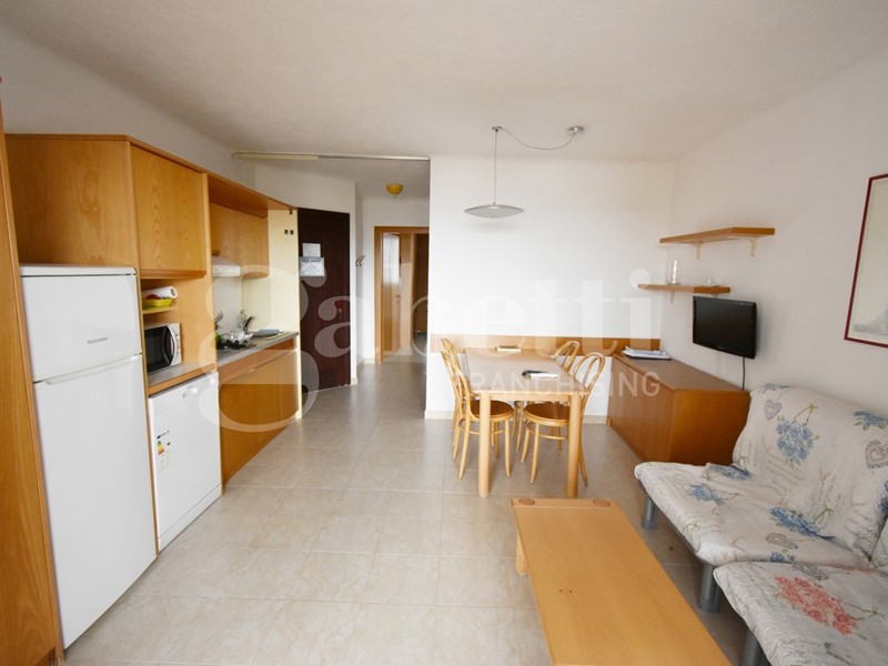 Bilocale in Vendita a Olbia, 18'000&euro;, 45 m², arredato
