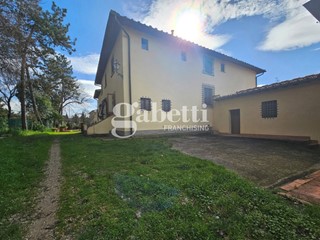 Appartamento in Vendita a Scandicci, 470'000&euro;, 193 m², arredato