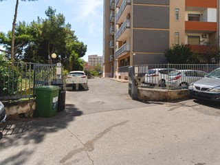 Quadrilocale in Vendita a Catania, 350'000&euro;, 140 m², arredato, con Box