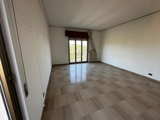 Appartamento in Affitto a Modica, zona MODICA ALTA, 500&euro;, 160 m², arredato