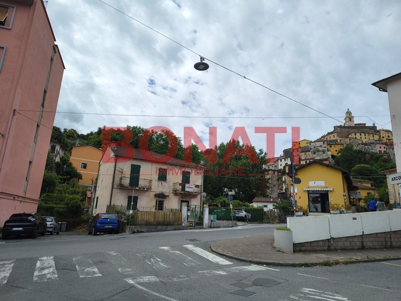 Bilocale in Vendita a Arcola, zona Ponte Di Arcola, 80'000&euro;, 40 m², arredato