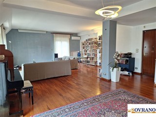 Appartamento in Vendita a Palermo, 490'000&euro;, 175 m²