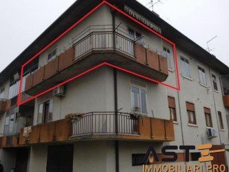 Appartamento in Vendita a Lonigo, 58'140&euro;, 109 m²