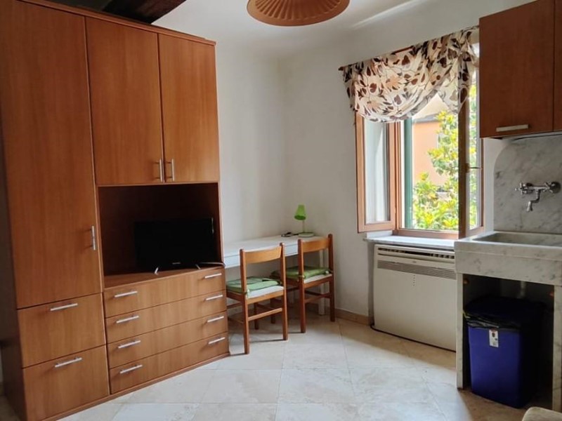 Monolocale in Affitto a Carrara, 400&euro;, 20 m², arredato