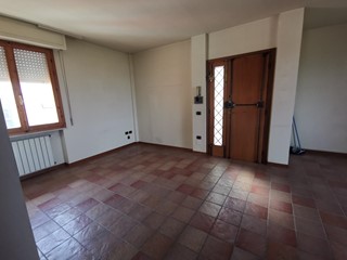 Appartamento in Vendita a Santa Croce sull'Arno, 159'000&euro;, 126 m², con Box