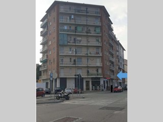 Trilocale in Vendita a Torino, 48'675&euro;, 85 m²