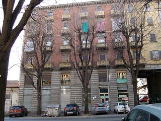 Trilocale in Vendita a Torino, 39'000&euro;, 66 m²