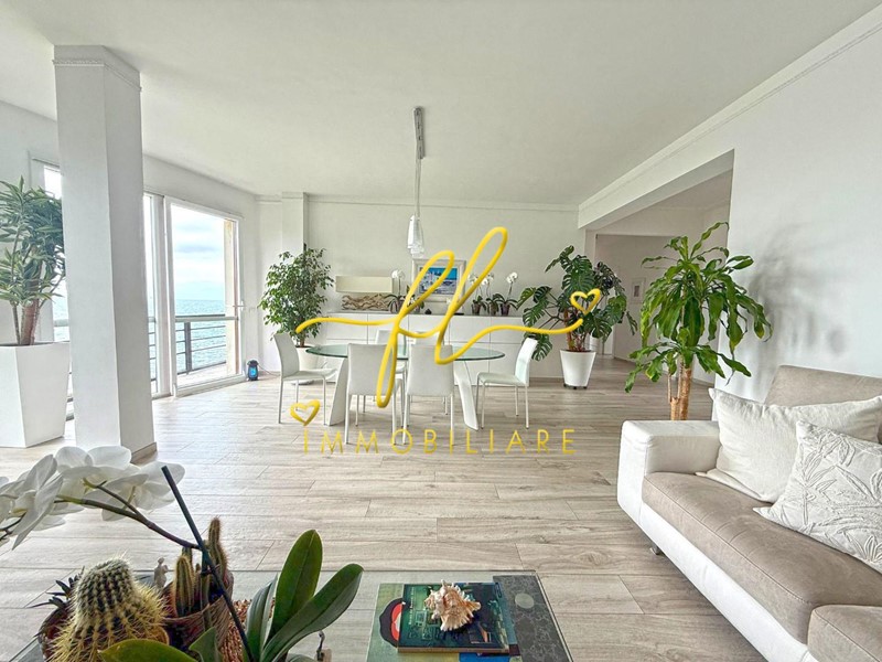 Appartamento in Vendita a Livorno, 930'000&euro;, 176 m²
