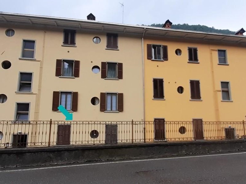 Trilocale in Vendita a Vertova, 32'064&euro;, 90 m²